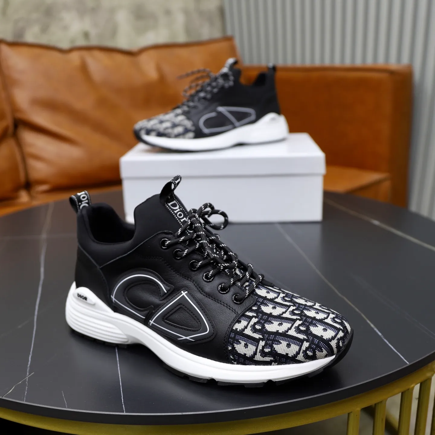 Ex-factory price: 462💰🙅‍♂️🙅‍♂️🙅‍♂️ Brand: Dior DIOR Standard code: 38-44 (45 customized) Grade: Same as the official website Material: Original material splicing Comfortable and breathable lining Lightweight and wear-resistant sports outsole Style category: Men's fashionable casual shoes Running sneakers Distinguished luxury brand elements Top luxury Color: actual picture color